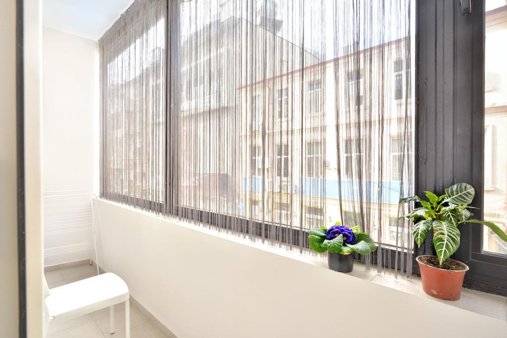 Central Studio 1 Burgas ภายนอก รูปภาพ