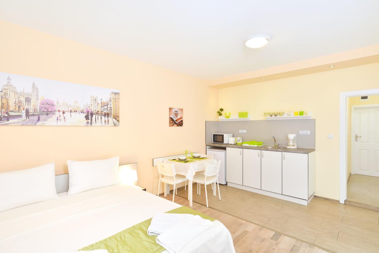 Central Studio 1 Burgas ภายนอก รูปภาพ